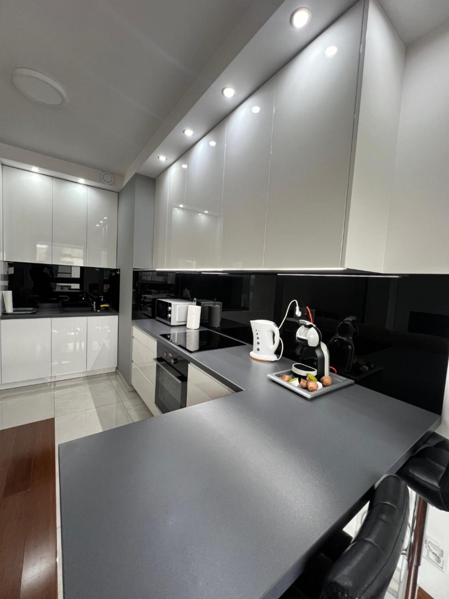 Apartament H&P Silver Warszawa Eksteriør billede