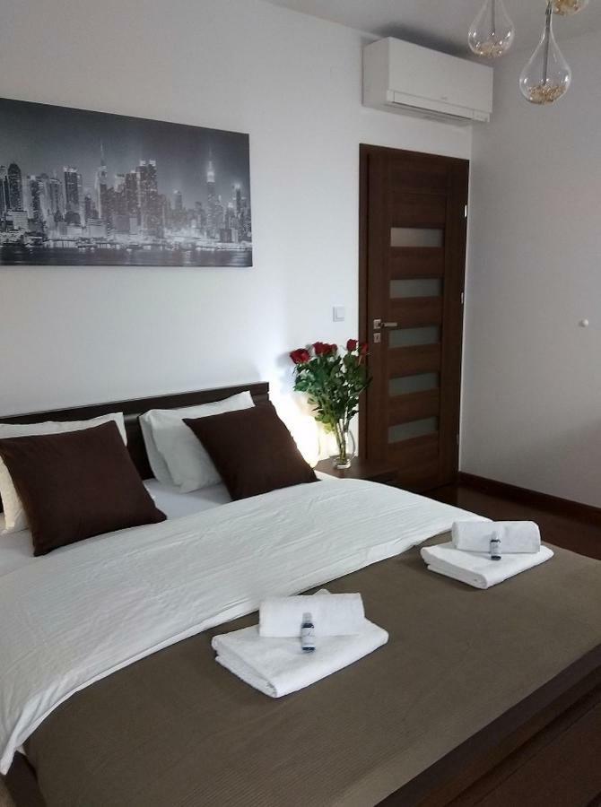 Apartament H&P Silver Warszawa Eksteriør billede